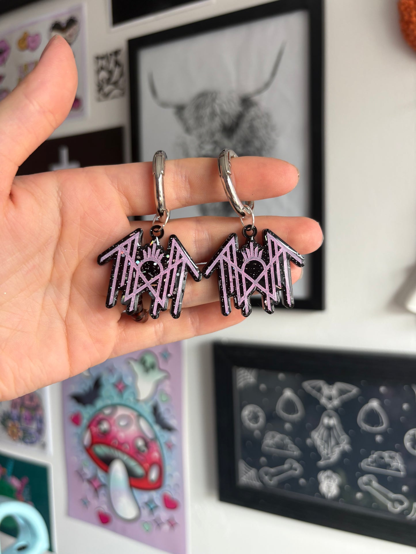 Black & Pink Sleepy Boot Charms