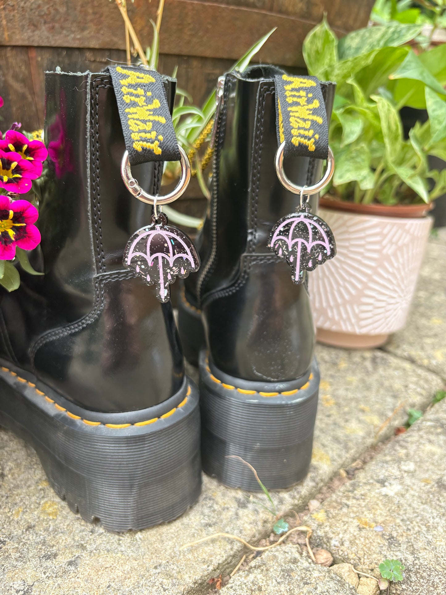 Black & Pink Rainy Umbrella Boot Charms