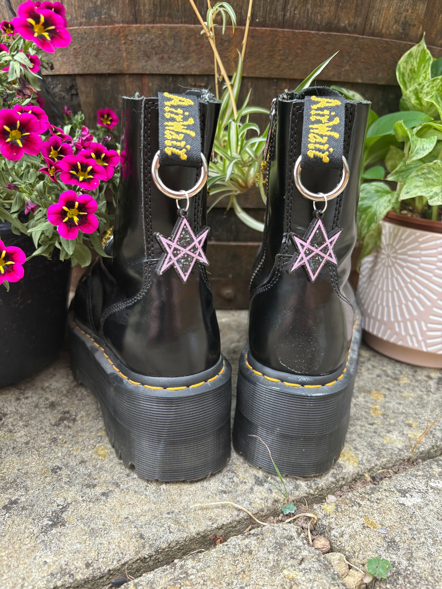 Black & Pink Hexagram Boot Charms