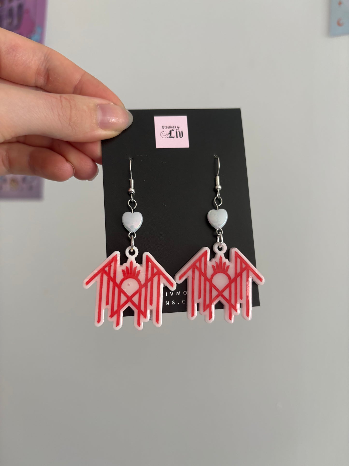 White & Red Sleepy Earrings