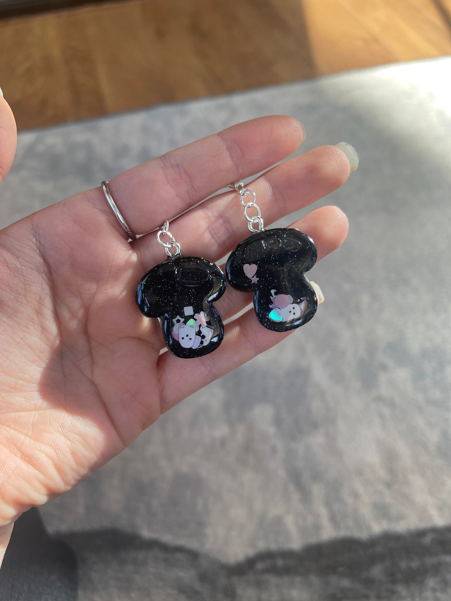 Black Mushroom Shaker Earrings