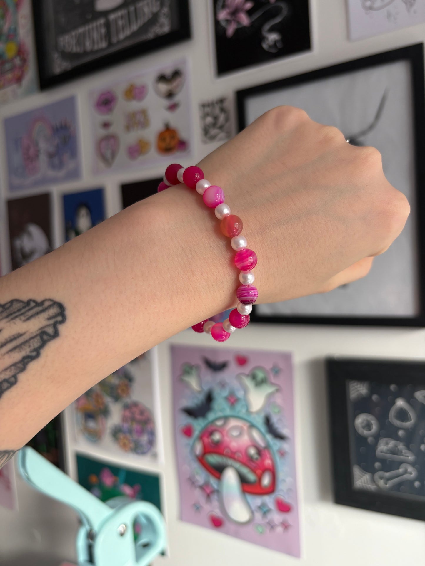 Marbled Pink Beaded Bracelet