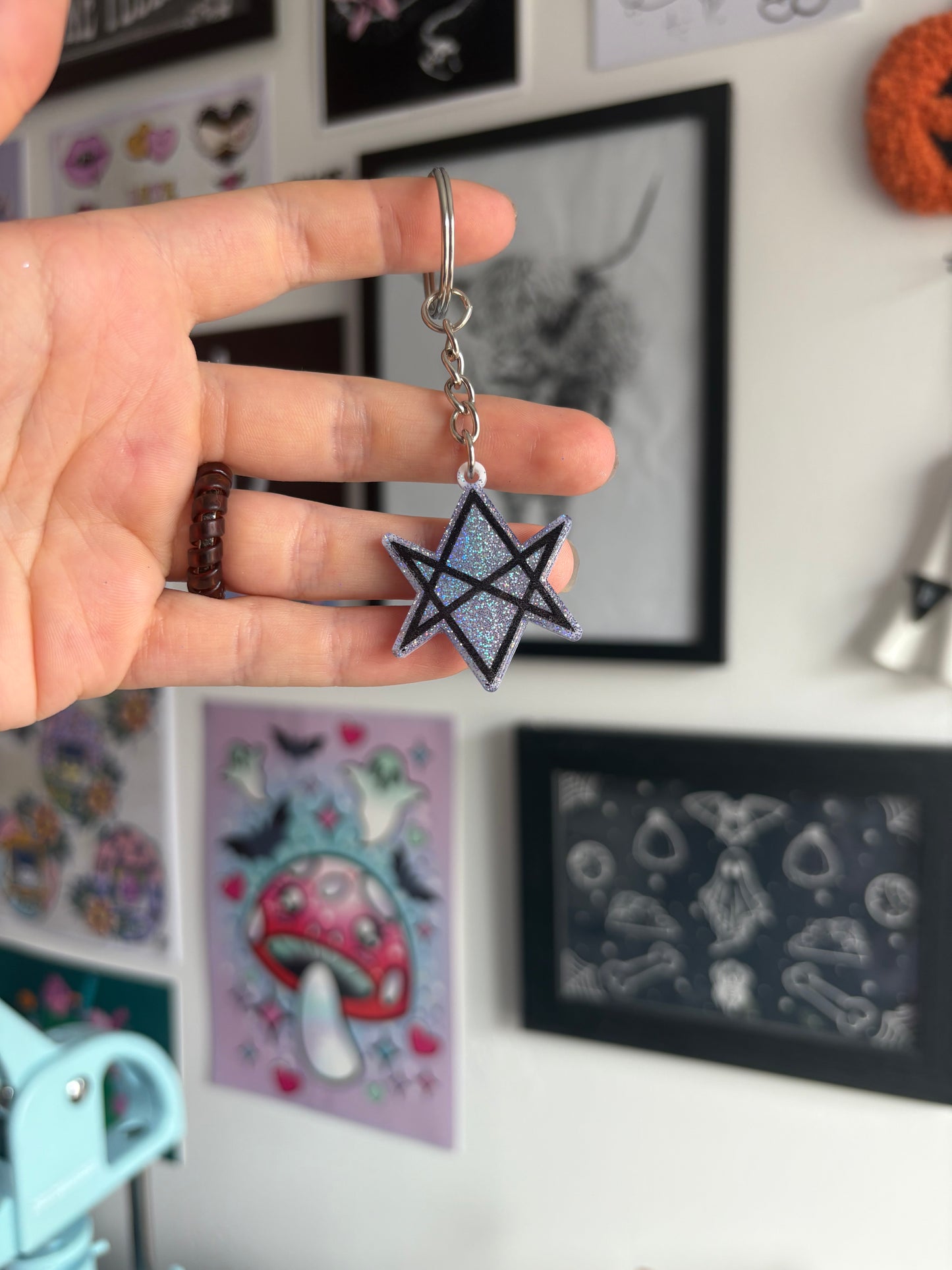 Lilac Holographic Hexagram Keyring