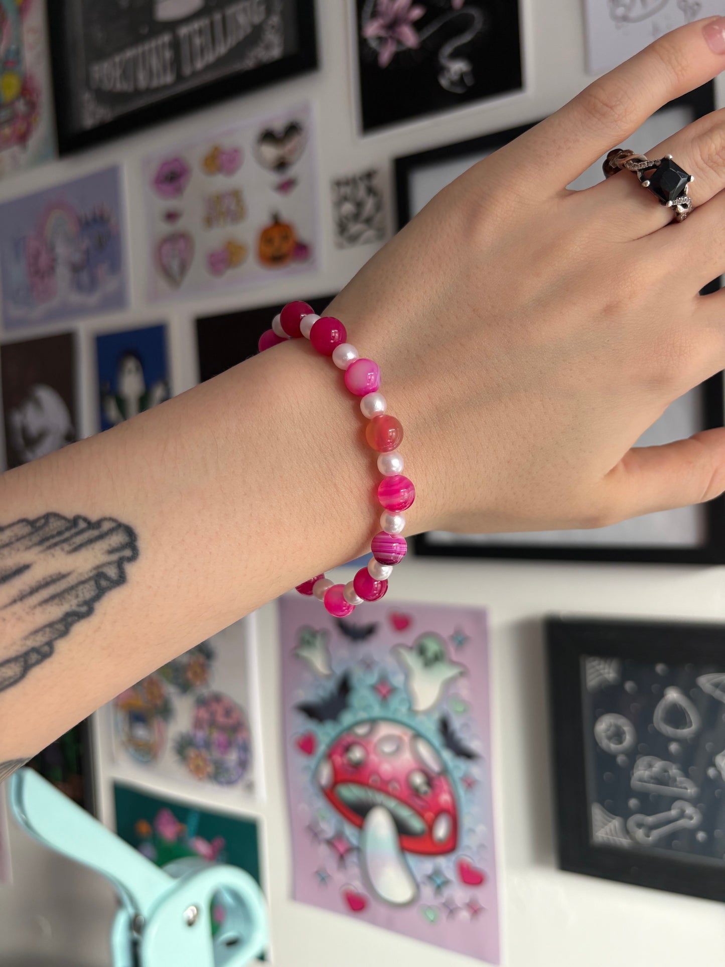 Marbled Pink Beaded Bracelet