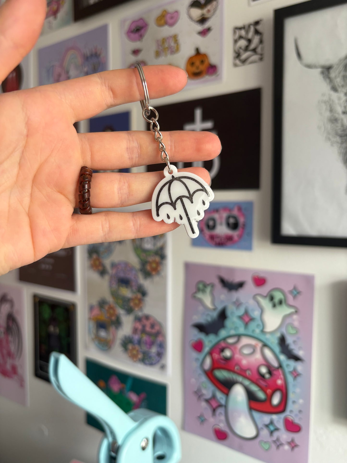 White Rainy Umbrella Keyring