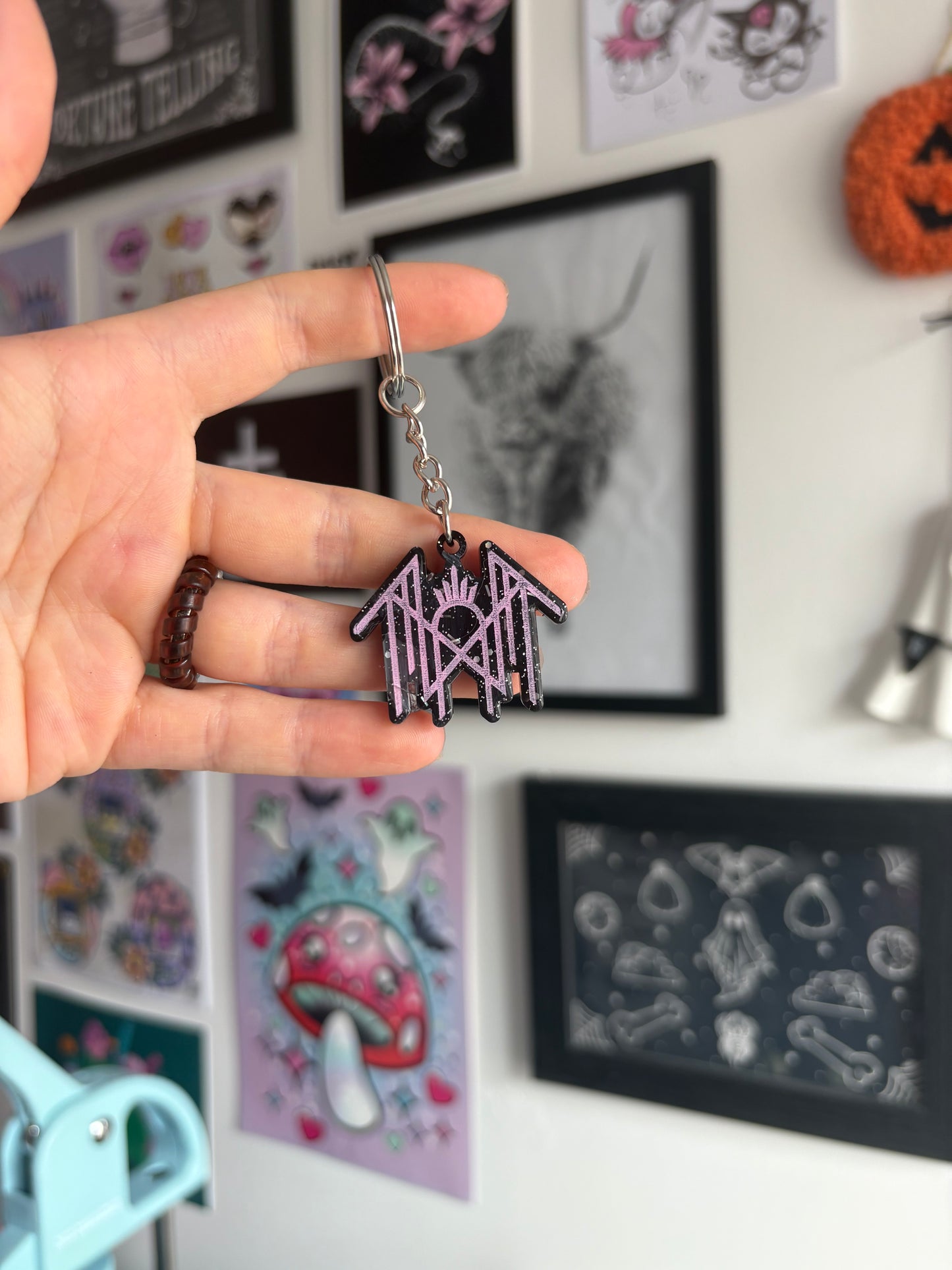 Black & Pink Sleepy Keyring