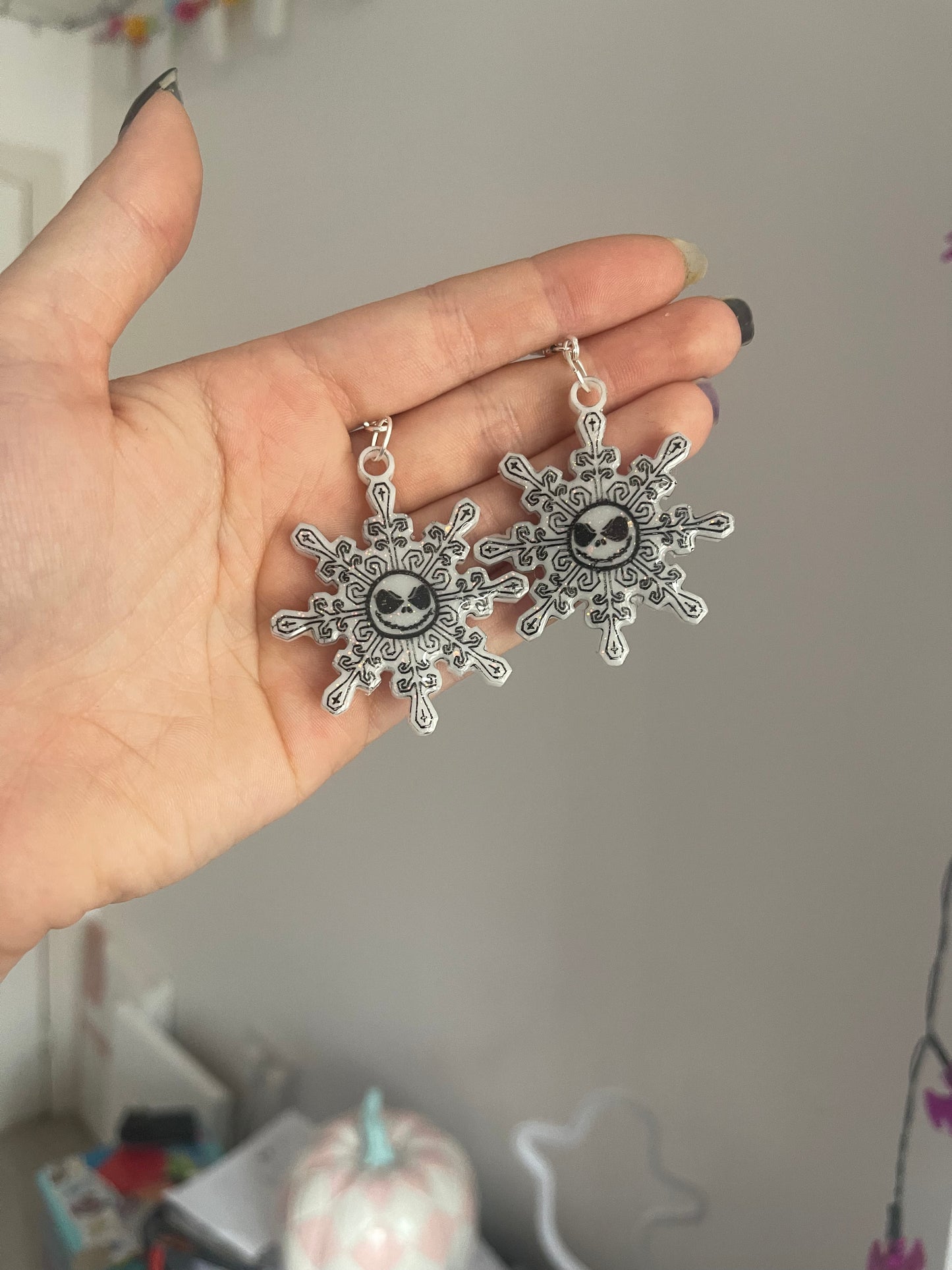 White Jack Snowflake Earrings