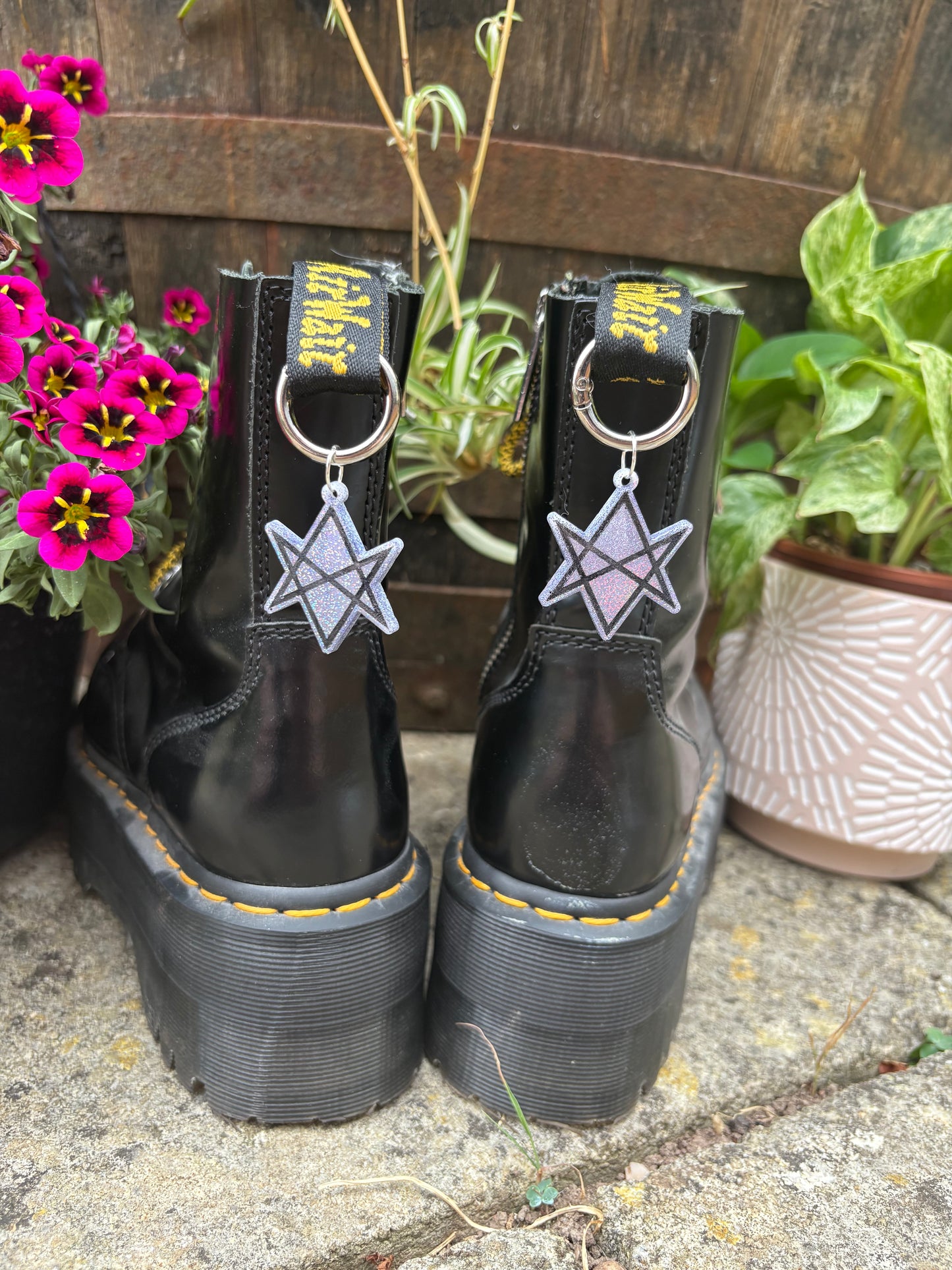 Lilac Holographic Hexagram Boot Charms