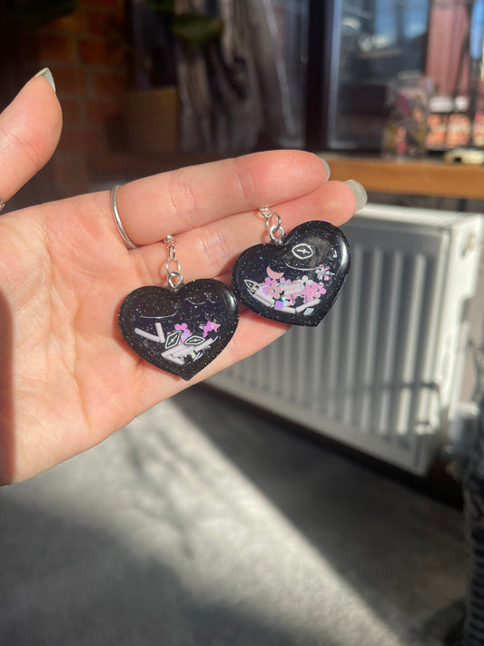 Black Hearts Shaker Earrings